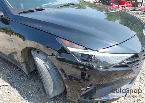 2022 Hyundai Elantra Sel from USA, damaged, VIN KMHLM4AG9NU241684